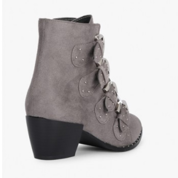 Asos Truffle Collection studded buckle boots, 9 - Picture 6 of 9